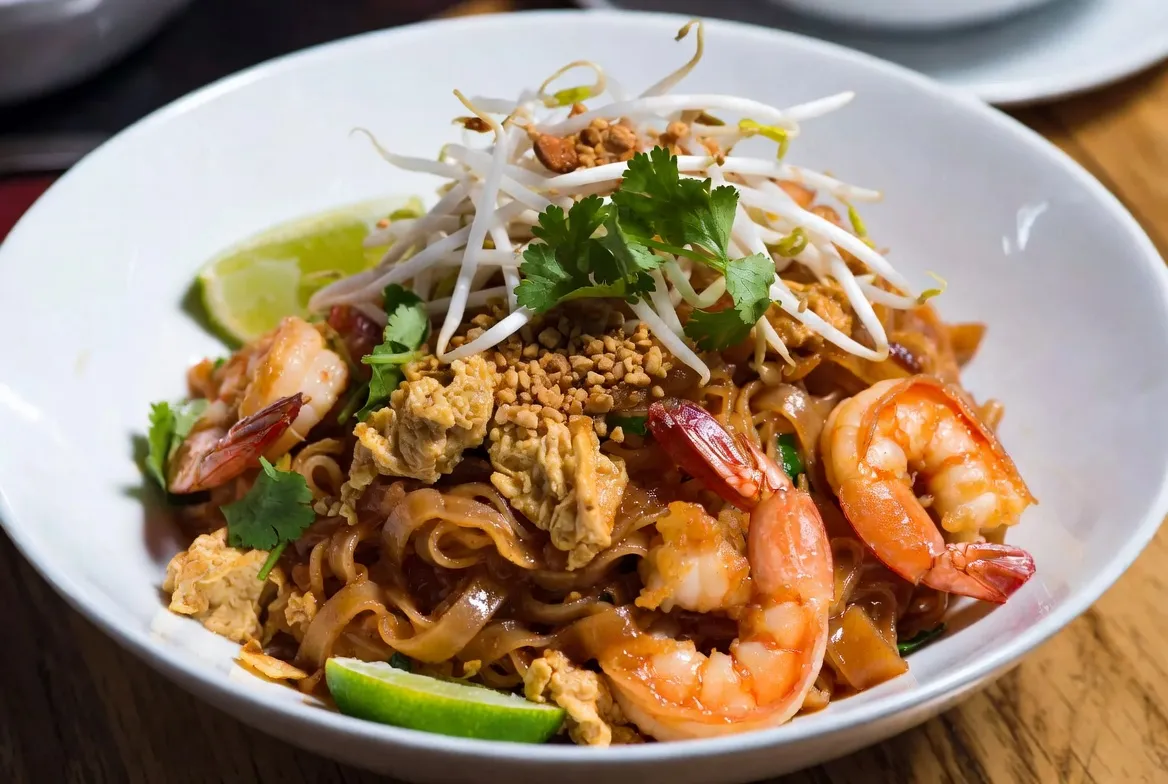 Recette Pad thaï aux crevettes – plat principal